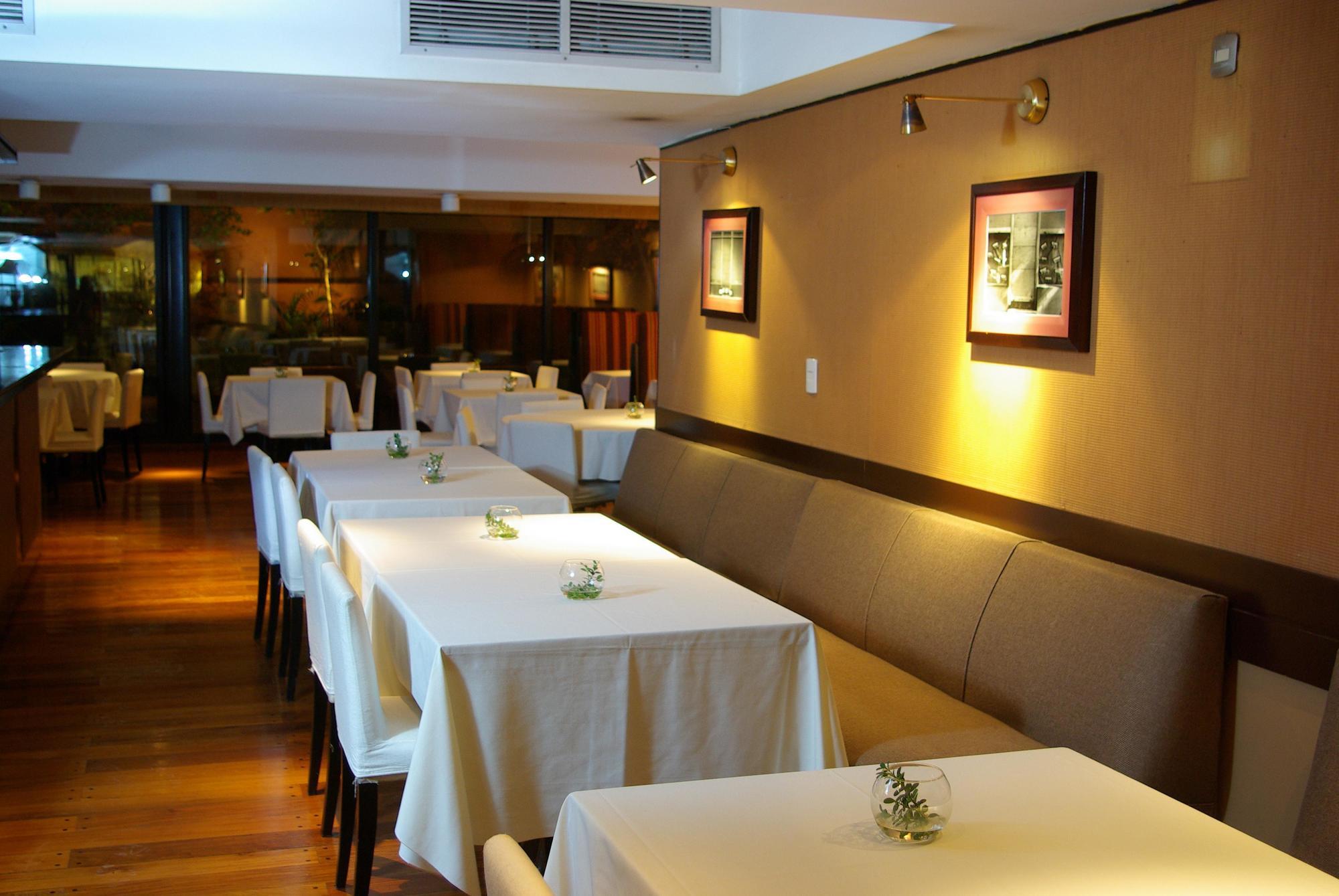 Loi Suites Arenales Buenos Aires Exterior photo