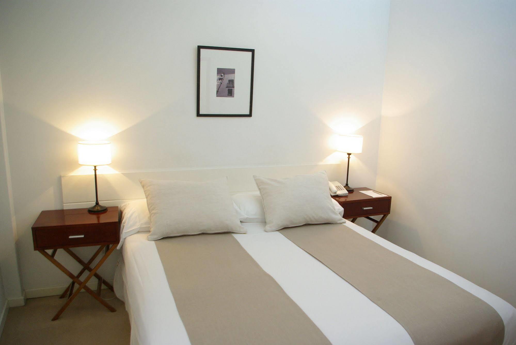 Loi Suites Arenales Buenos Aires Exterior photo